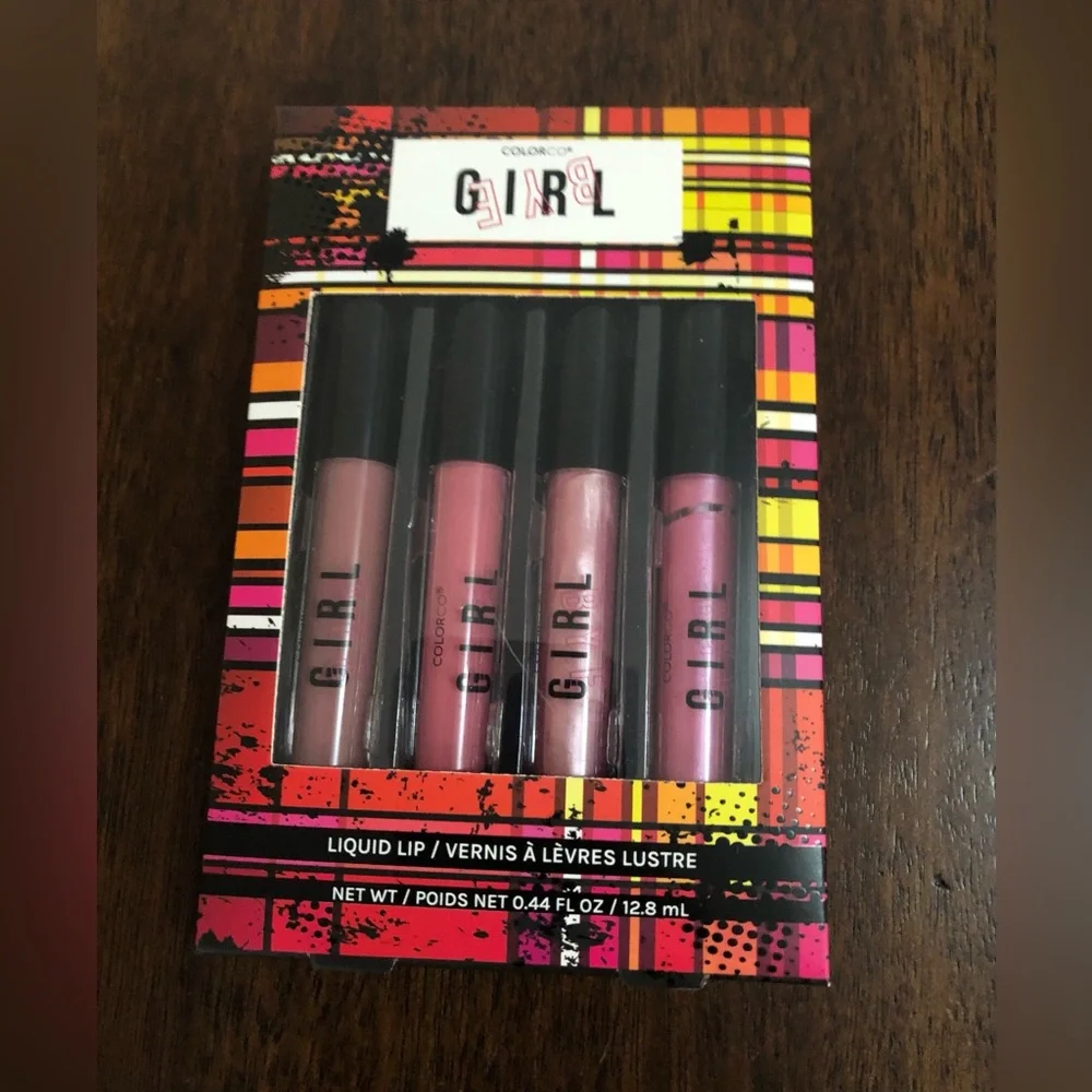 Colorco Girl 4 PCs Liquid lipsticks. Size 0.44oz